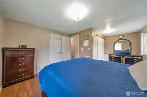 15404 SE 304th Place Kent WA 98042