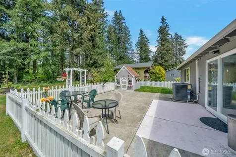 15404 SE 304th Place Kent WA 98042
