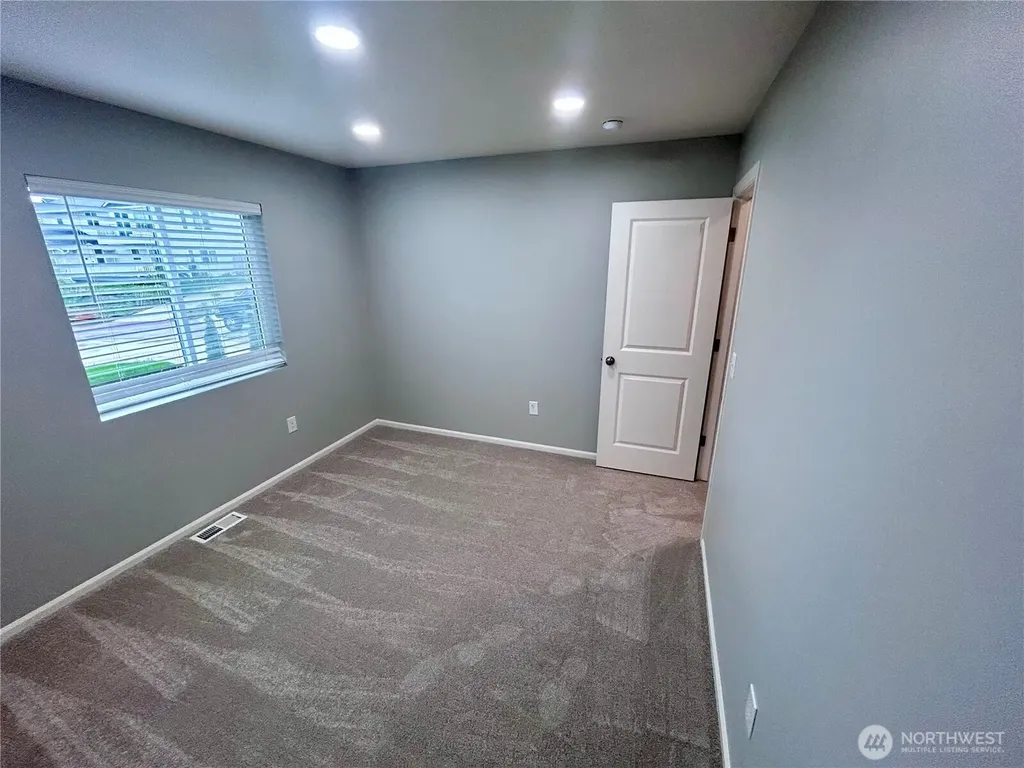 8325 39th Street NE Marysville WA 98270