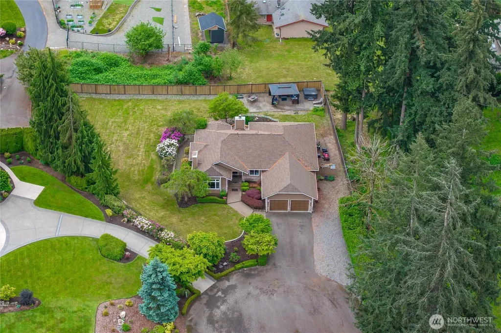 1719 126th Avenue E Puyallup WA 98372