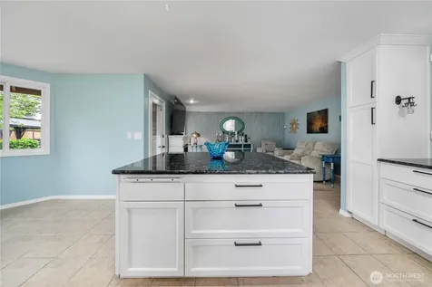 1719 126th Avenue E Puyallup WA 98372
