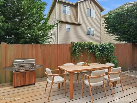 2526 143rd Street SW Lynnwood WA 98087