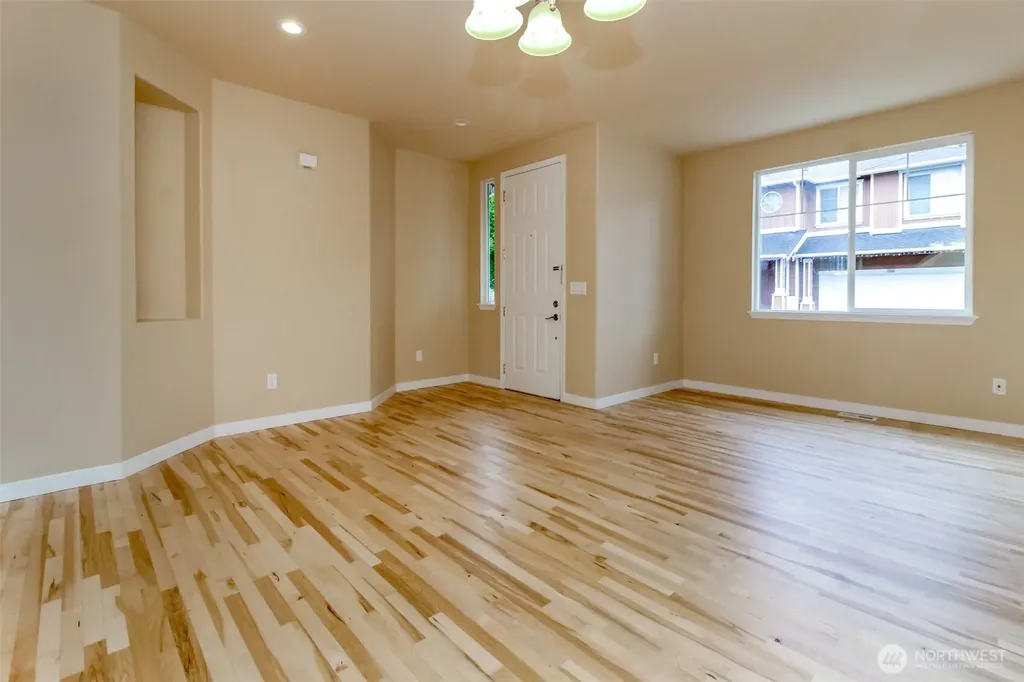 17837 110th Place SE Renton WA 98055