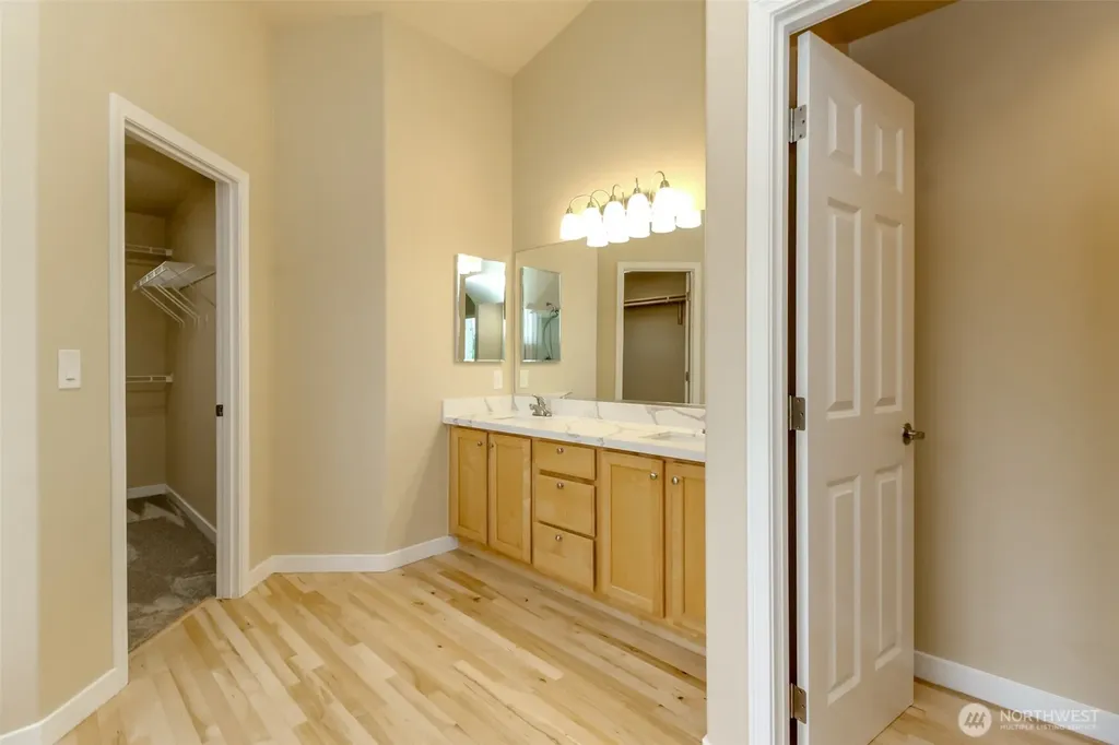 17837 110th Place SE Renton WA 98055