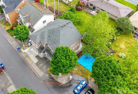17837 110th Place SE Renton WA 98055