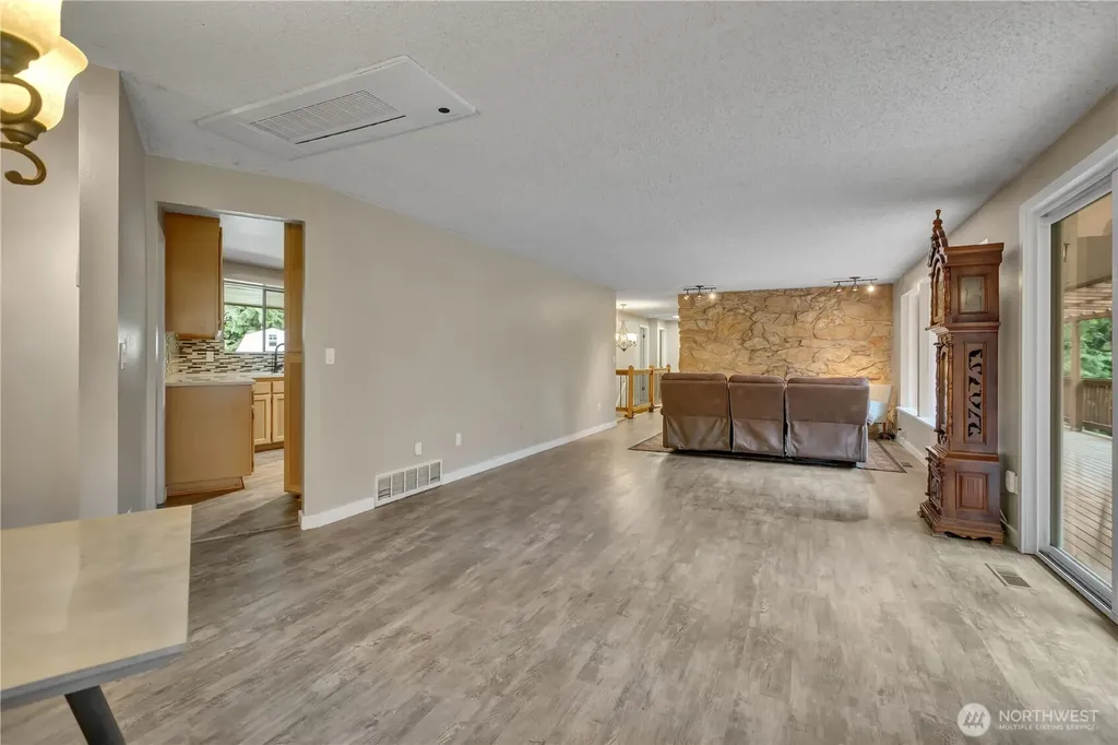 18506 SE 294th Street Kent WA 98042