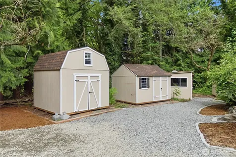 18506 SE 294th Street Kent WA 98042