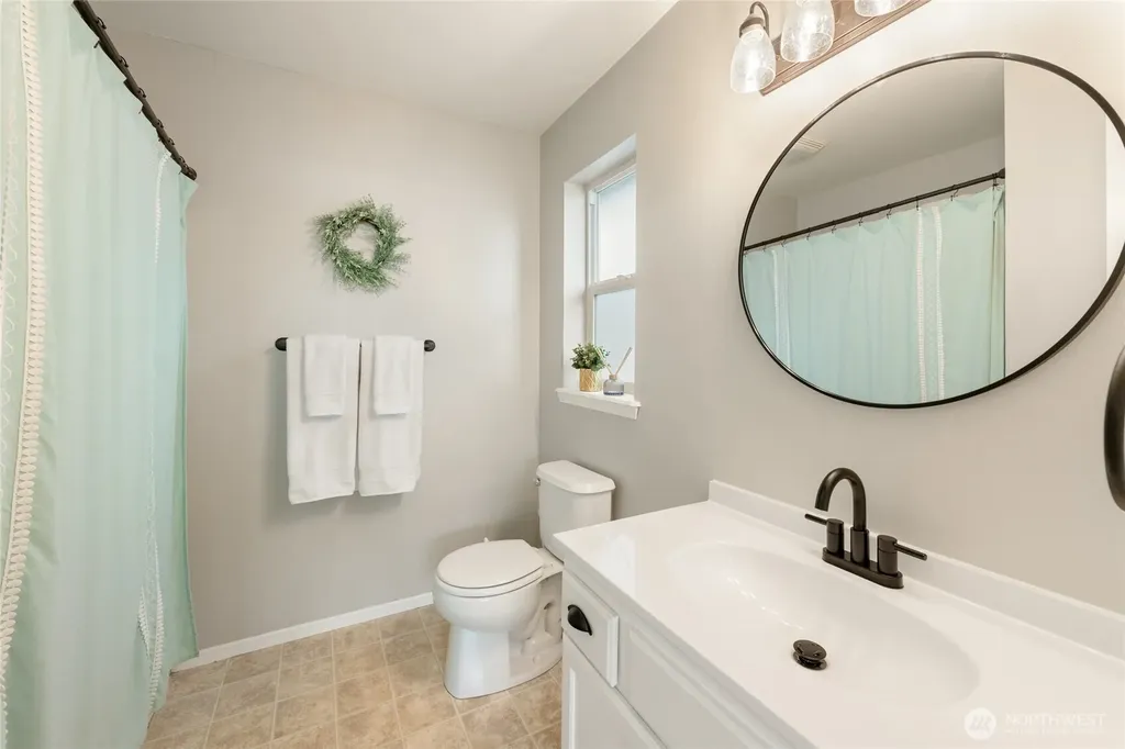 3811 Keystone Way Bellingham WA 98226