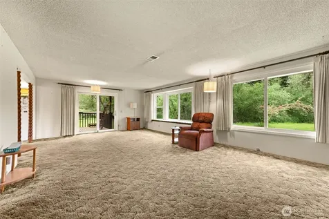 5615 Maltby Road Woodinville WA 98072