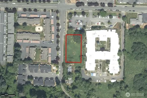 1215 9th Street SE Puyallup WA 98372