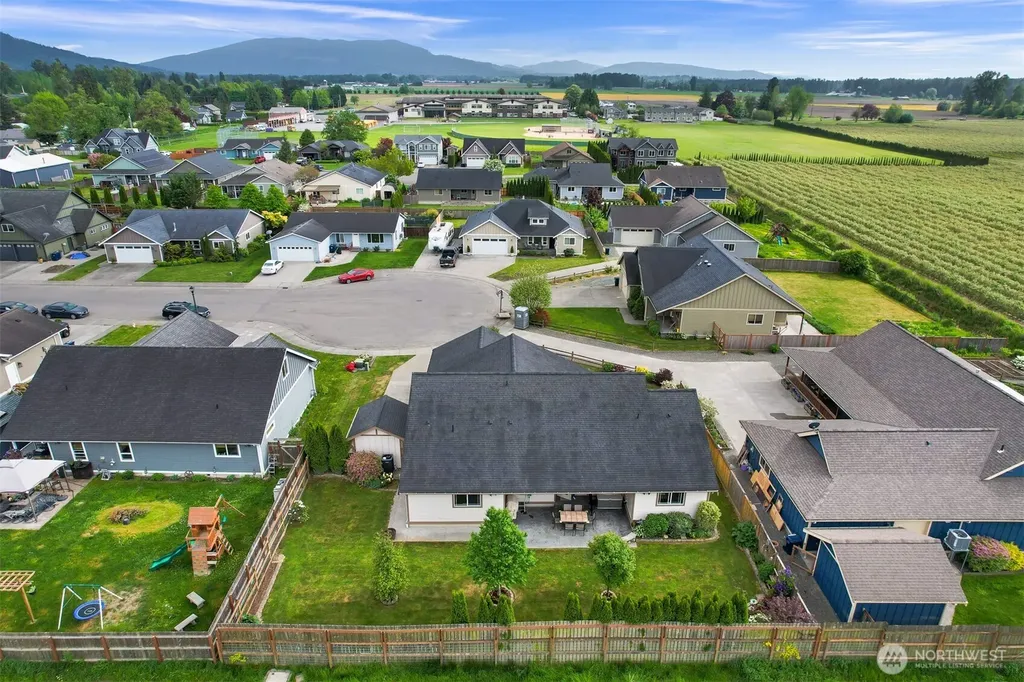 502 Westview Place Nooksack WA 98276