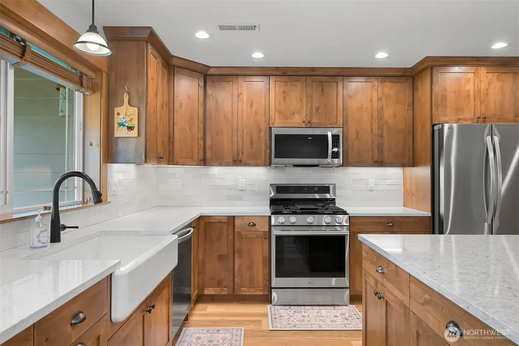 502 Westview Place Nooksack WA 98276
