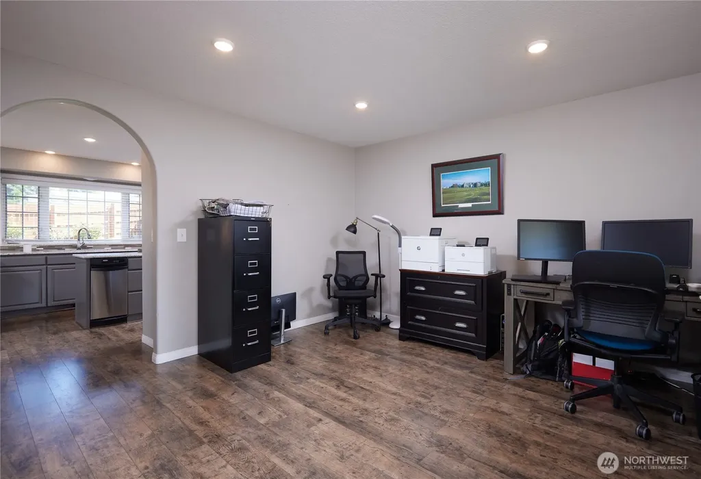 519 SE Mockingbird Drive College Place WA 99324