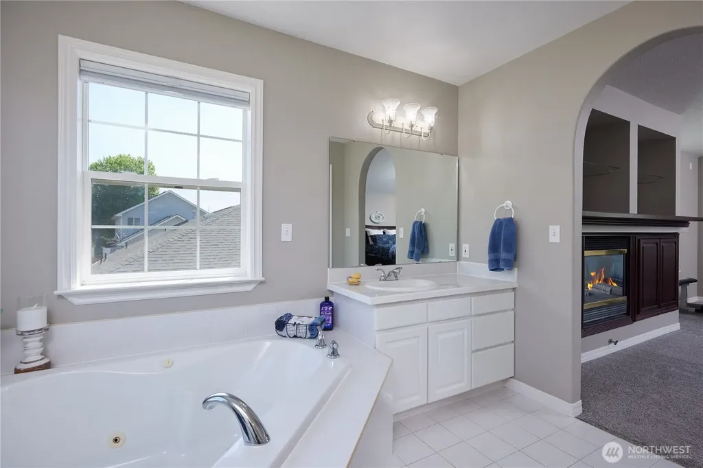 519 SE Mockingbird Drive College Place WA 99324