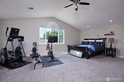 519 SE Mockingbird Drive College Place WA 99324