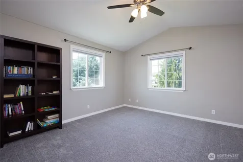 519 SE Mockingbird Drive College Place WA 99324