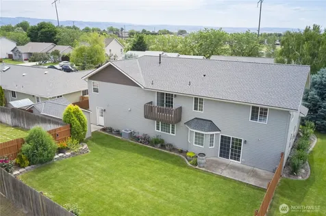 519 SE Mockingbird Drive College Place WA 99324