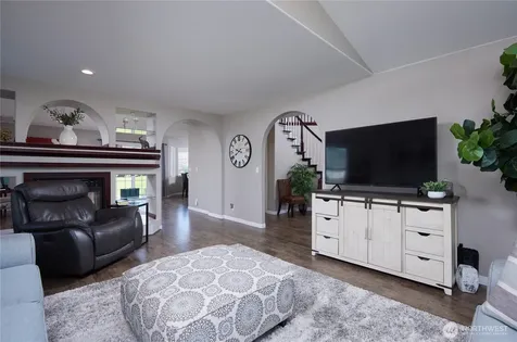 519 SE Mockingbird Drive College Place WA 99324