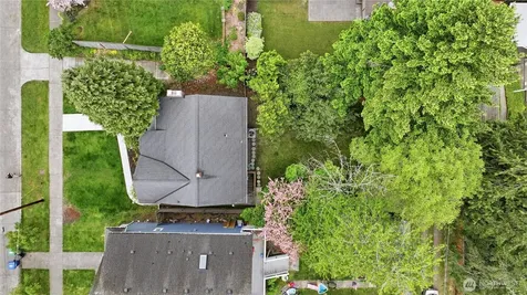 7550 21st Avenue NE Seattle WA 98115