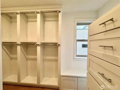 2138 N 113th Street Seattle WA 98133