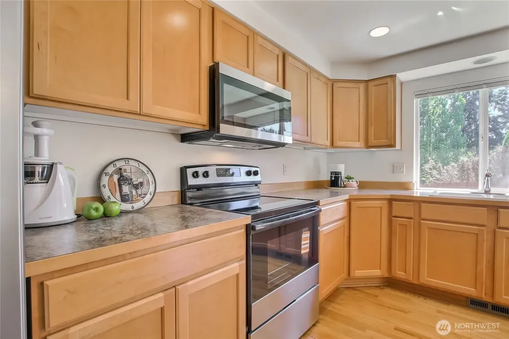 3445 S 382nd Street Auburn WA 98001