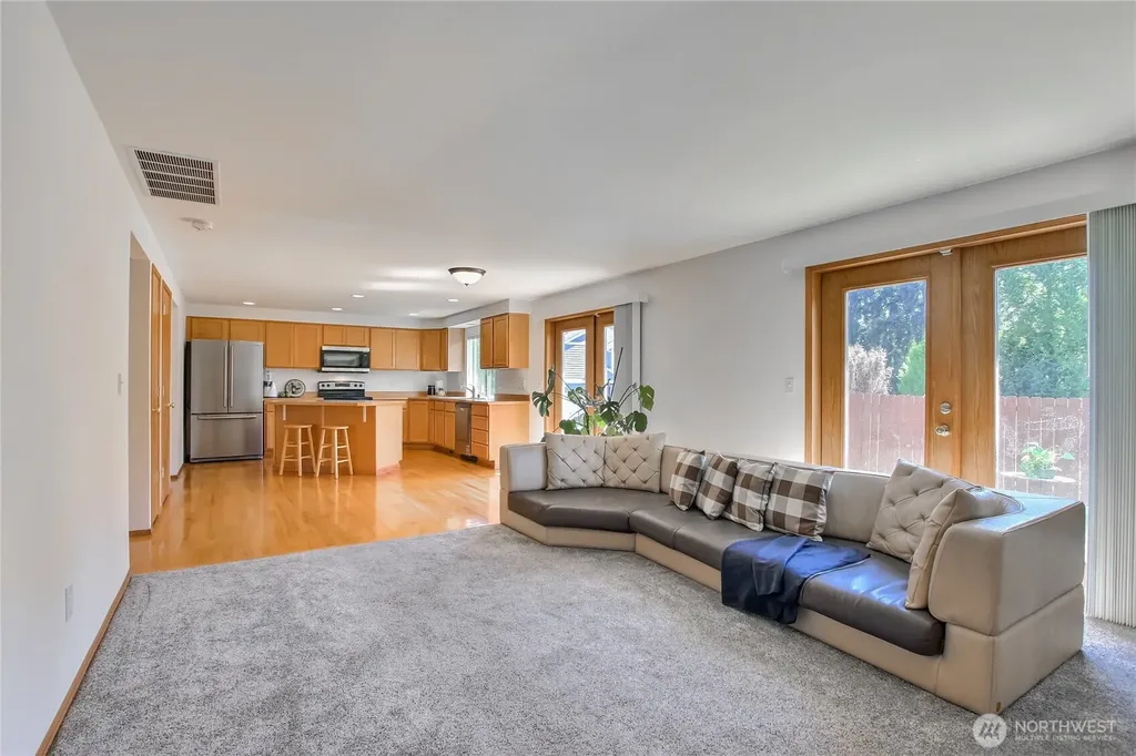 3445 S 382nd Street Auburn WA 98001