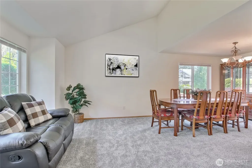 3445 S 382nd Street Auburn WA 98001