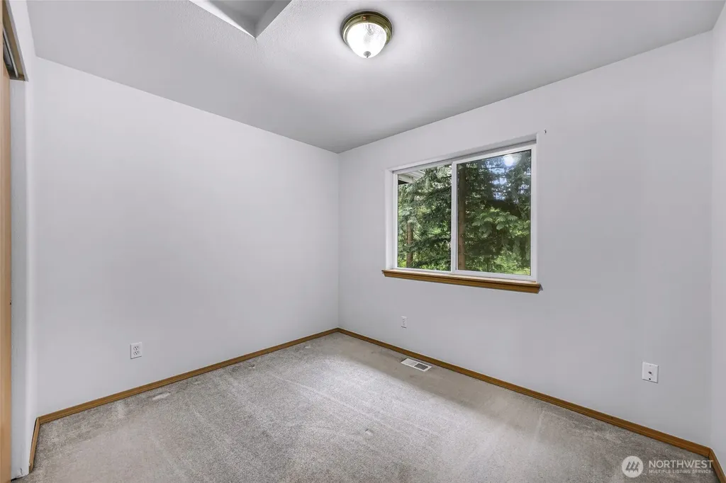 1961 Clear Valley Drive Maple Falls WA 98266