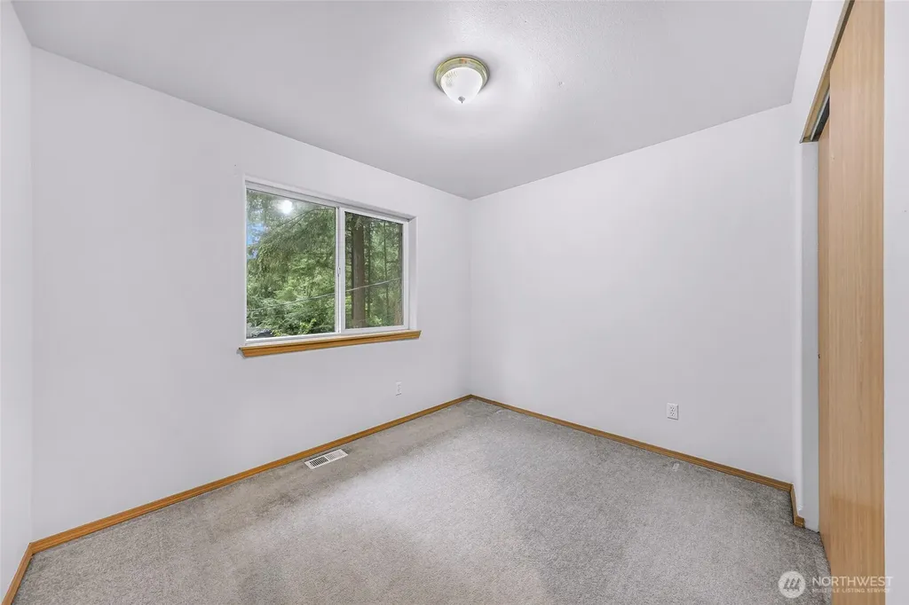 1961 Clear Valley Drive Maple Falls WA 98266