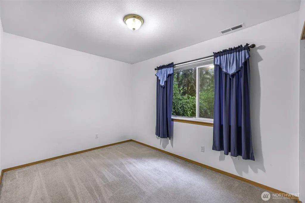 1961 Clear Valley Drive Maple Falls WA 98266