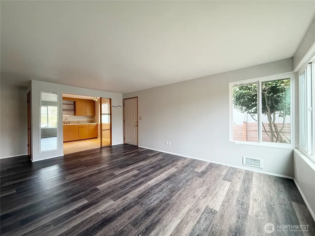 1409 NW 65th Street Seattle WA 98117