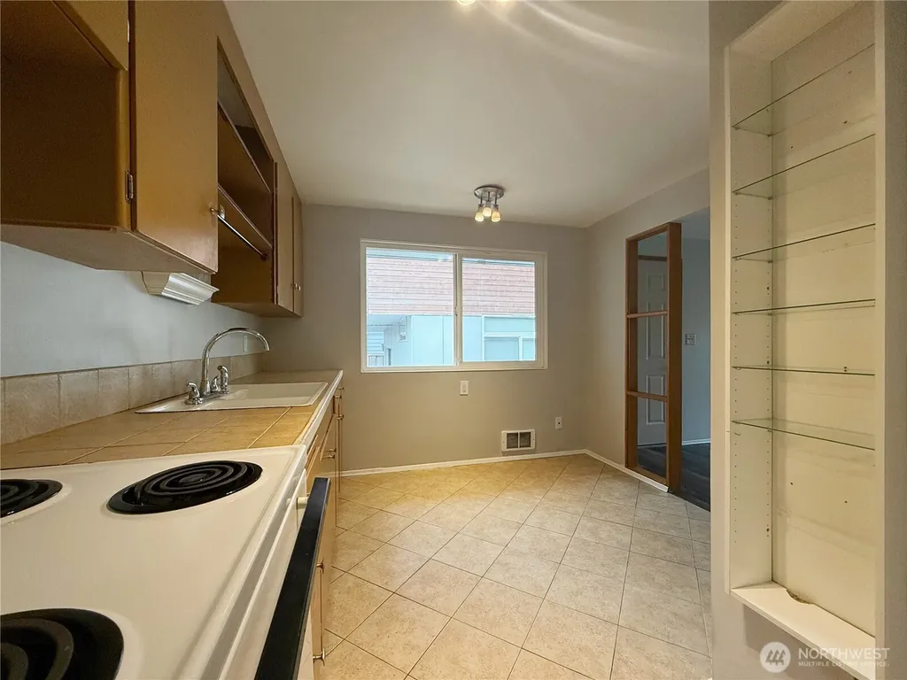 1409 NW 65th Street Seattle WA 98117