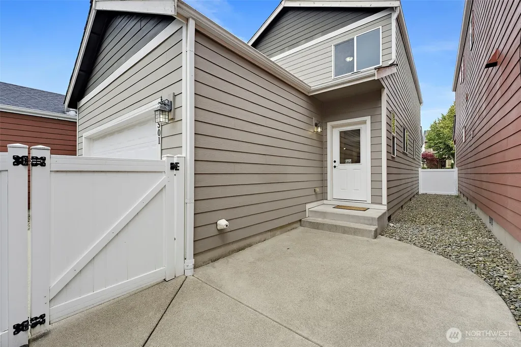 4501 Mckinley Street NE Lacey WA 98516