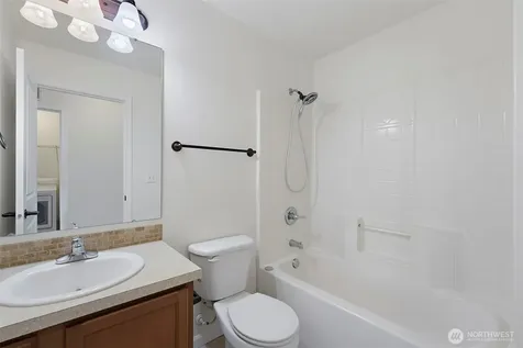 4501 Mckinley Street NE Lacey WA 98516