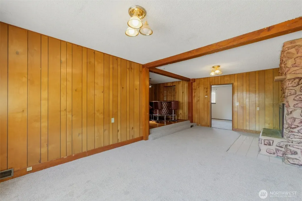 1104 Dibb Street Bremerton WA 98310