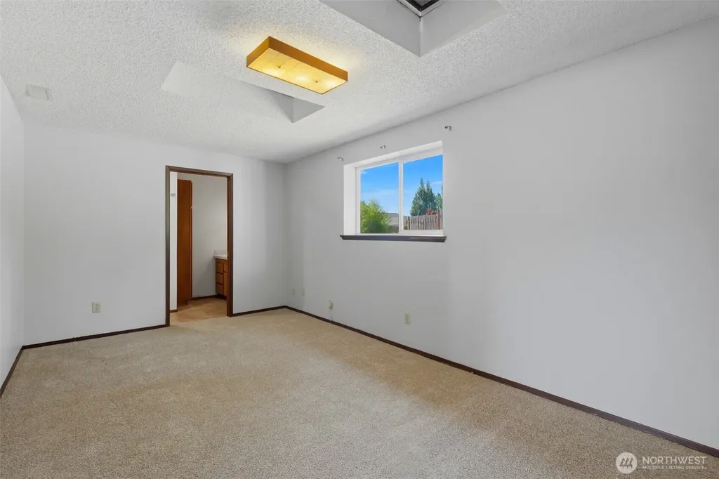 1104 Dibb Street Bremerton WA 98310