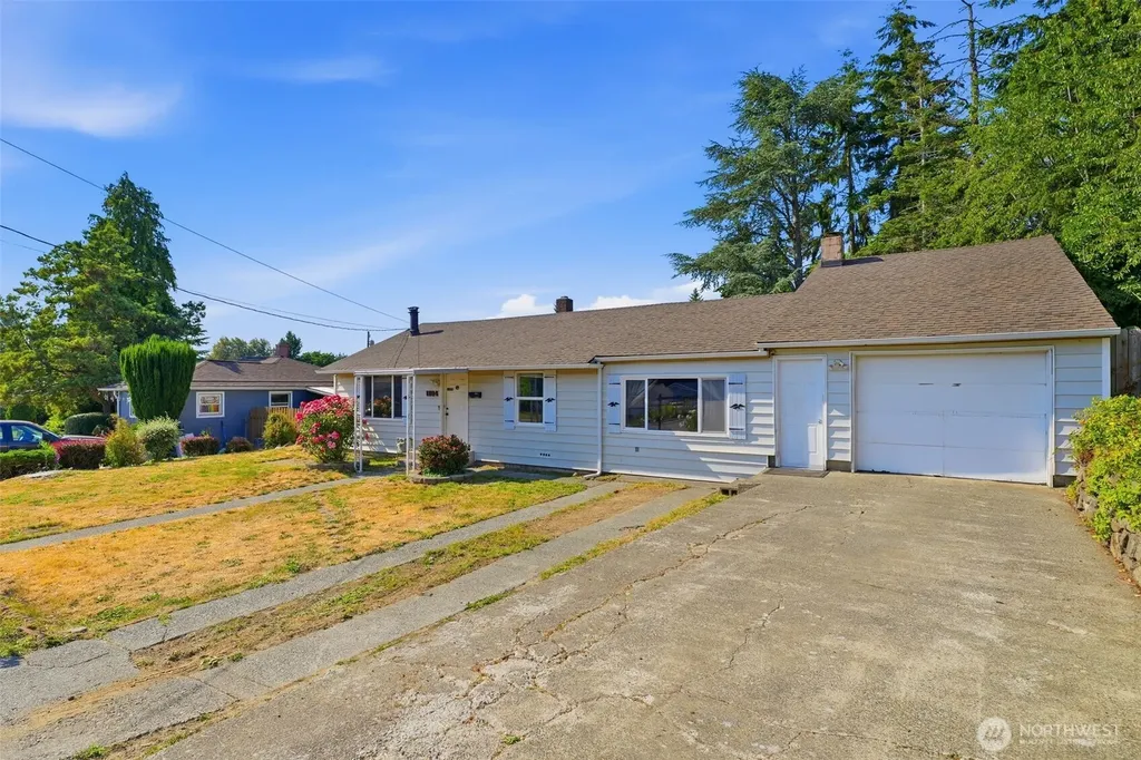 1104 Dibb Street Bremerton WA 98310