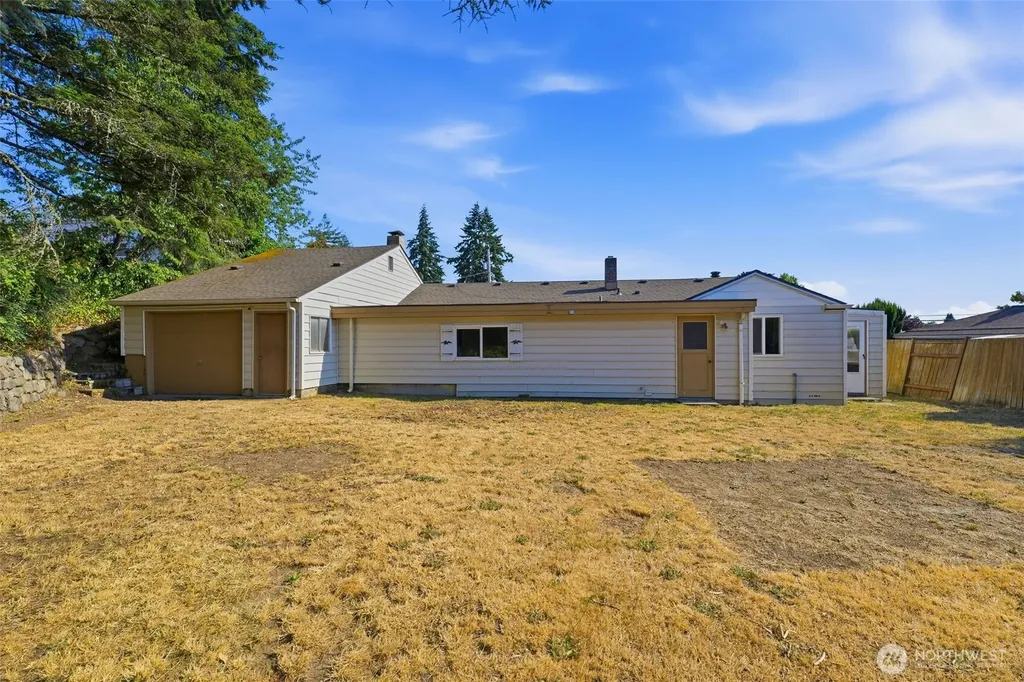 1104 Dibb Street Bremerton WA 98310
