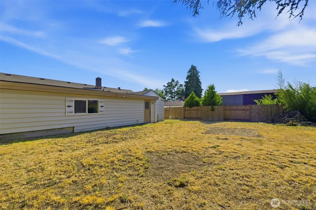 1104 Dibb Street Bremerton WA 98310