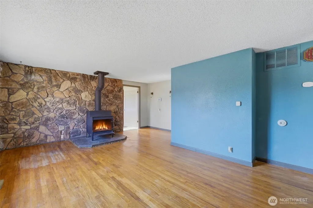 1104 Dibb Street Bremerton WA 98310