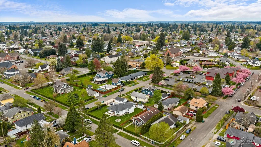 2003 Wells Street Enumclaw WA 98022