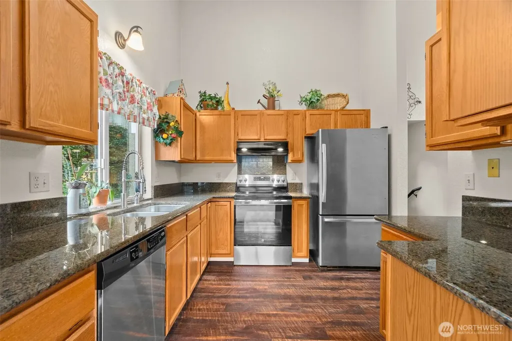 1714 Diamond Loop SE Lacey WA 98503