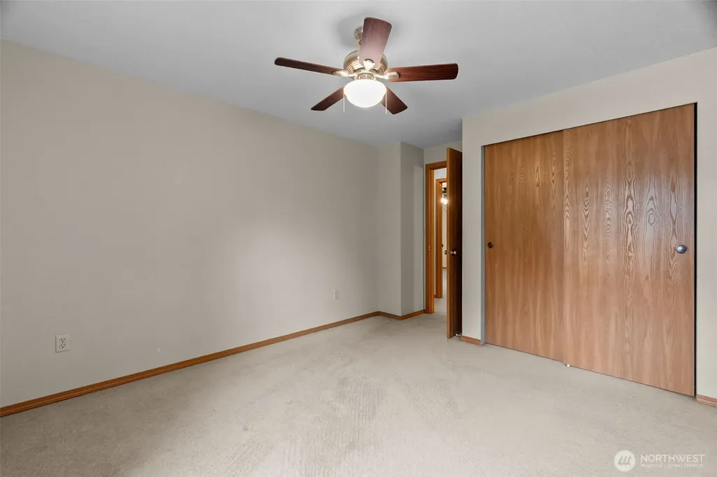 1714 Diamond Loop SE Lacey WA 98503
