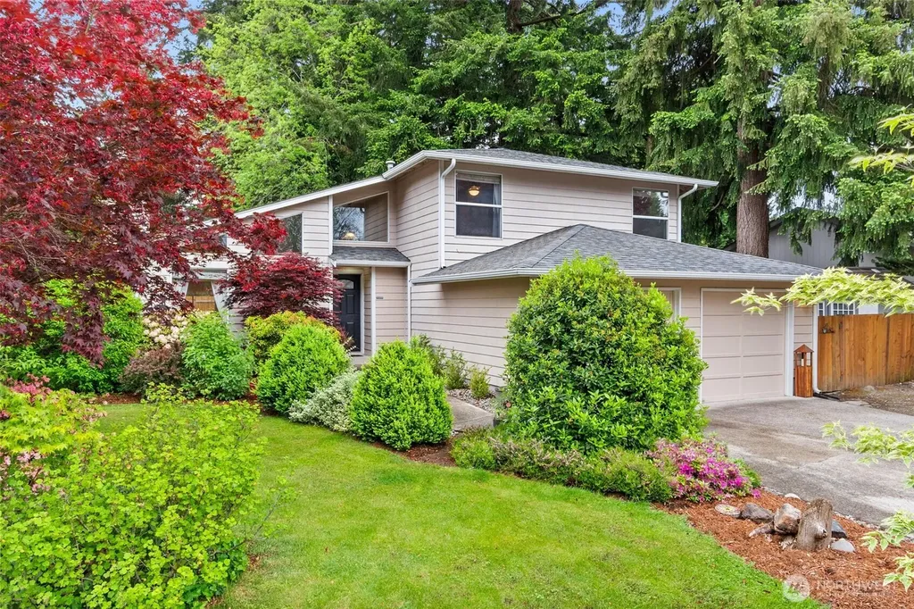 1714 Diamond Loop SE Lacey WA 98503