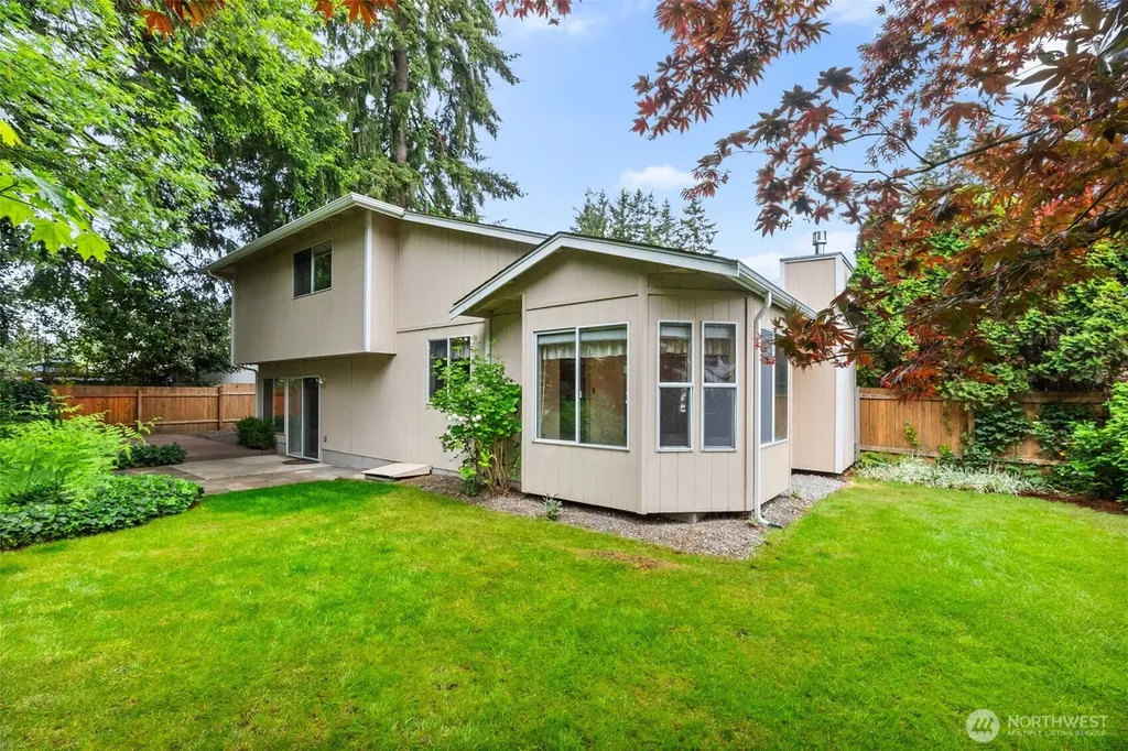 1714 Diamond Loop SE Lacey WA 98503