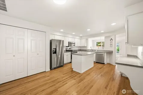 4726 NE 18th Place Renton WA 98059
