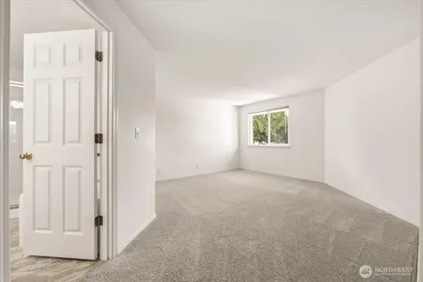 4726 NE 18th Place Renton WA 98059