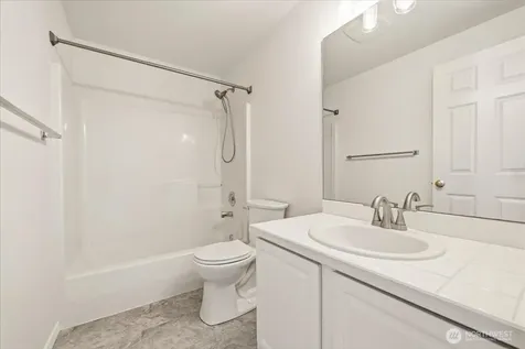 4726 NE 18th Place Renton WA 98059