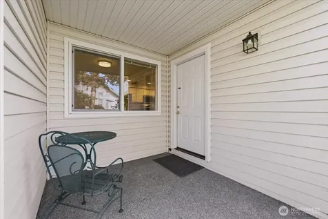 4726 NE 18th Place Renton WA 98059
