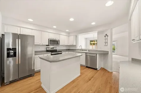 4726 NE 18th Place Renton WA 98059